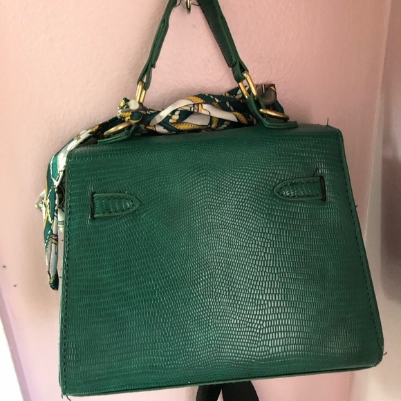 Green handbag - Picture 3 of 3